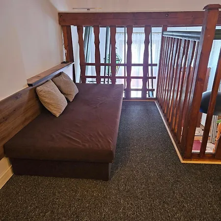 Sewi 2- Kastalia 公寓 Mieroszow